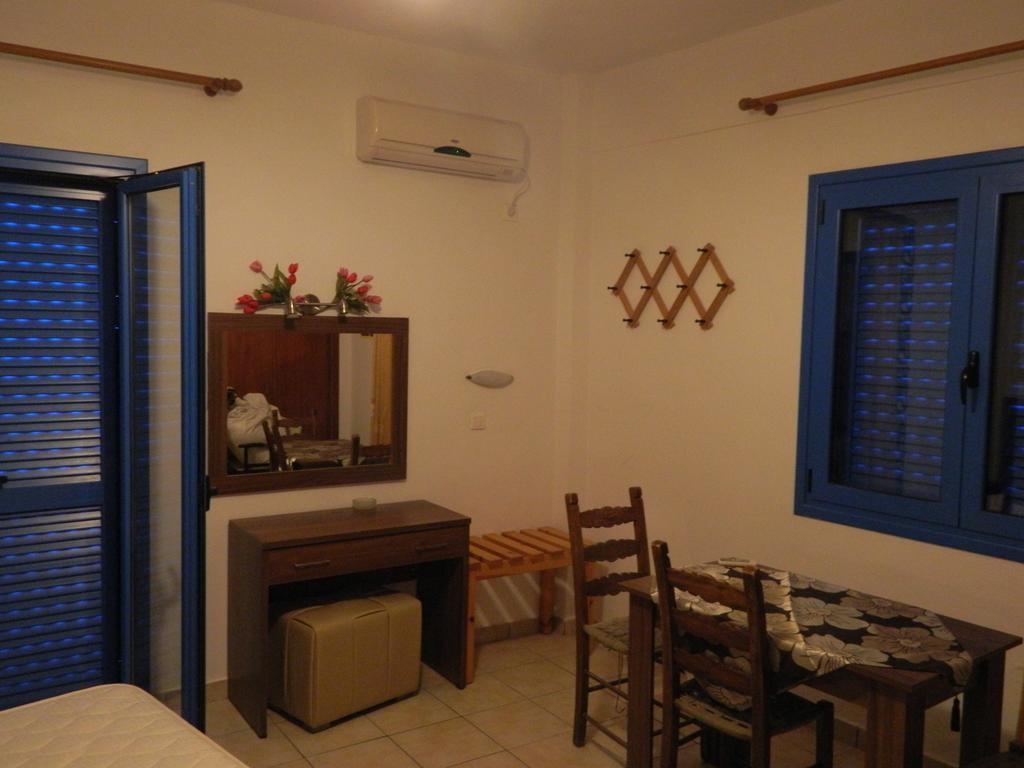 Apartamento Lefka Ori Khóra Sfakíon Habitación foto